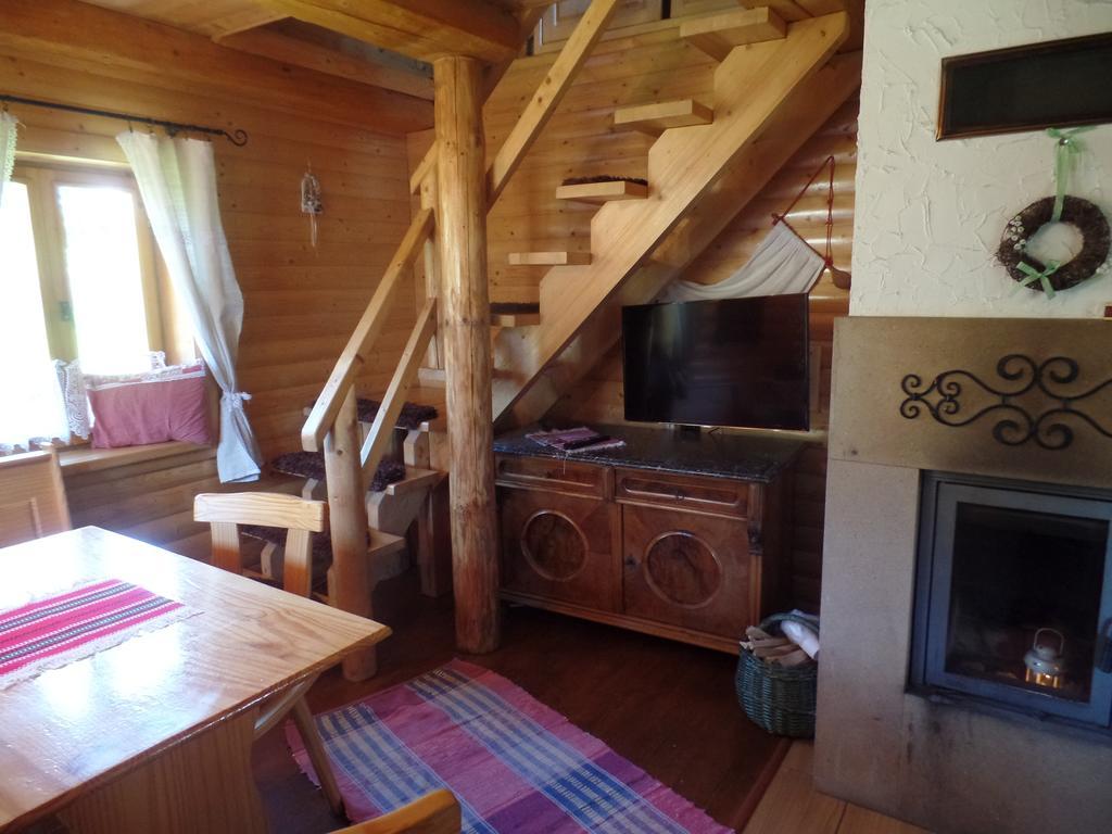 Chata Pod Belianskymi Tatrami Zdiar Bilik gambar
